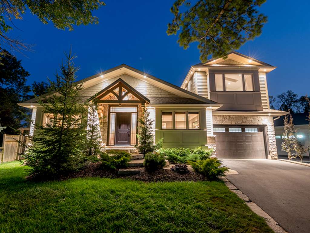 Exterior renovation lighting in Collingwood by high end custom home builder Revel Homes